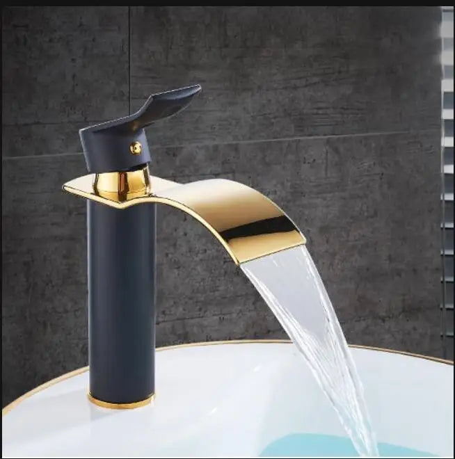 Torneira Cascata Bica Alta Banheiro - Branco e Dourado